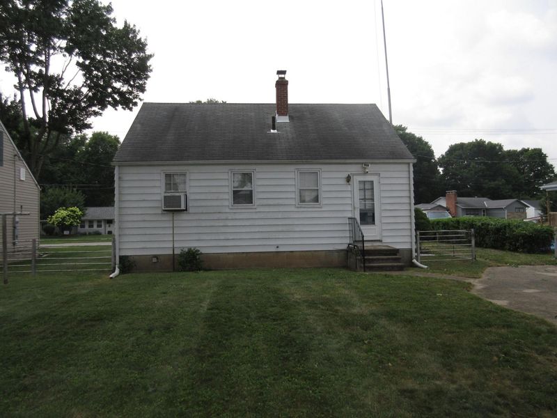 132 S 35th Street, Newark, OH 43055 Photo 6