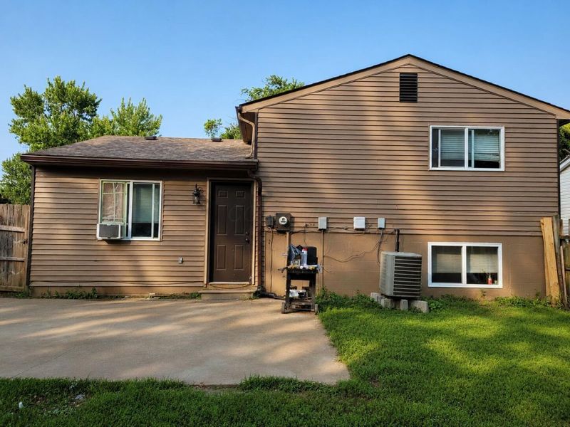 2947 Thornell Way, Columbus, OH 43232 Photo 12