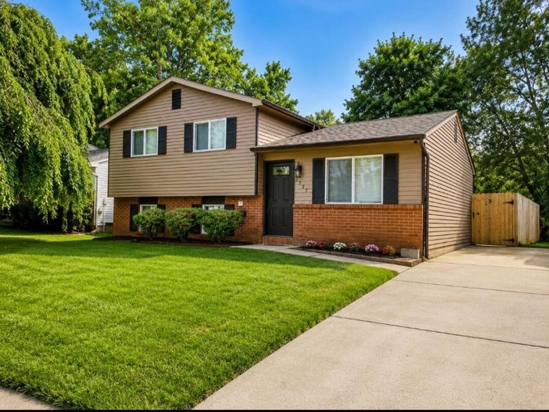 2947 Thornell Way, Columbus, OH 43232 Photo 2