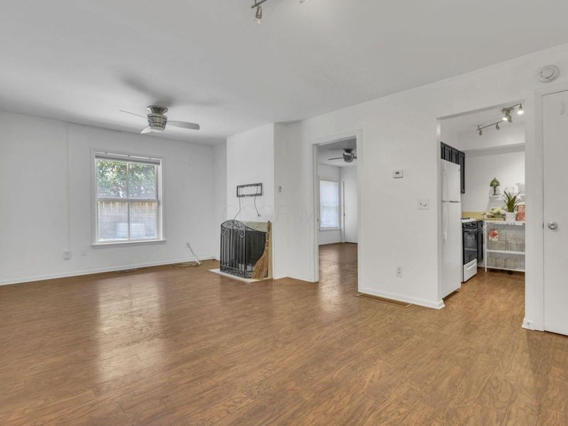 249 E Kossuth Street, Unit C, Columbus, OH 43206 Photo 8