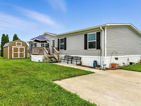 701 Mill Street , Unit 167, North Lewisburg, OH 43060
