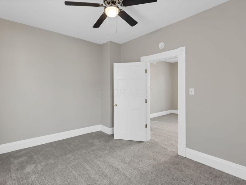 906 Bellows Avenue , Columbus, OH 43223 Photo 11