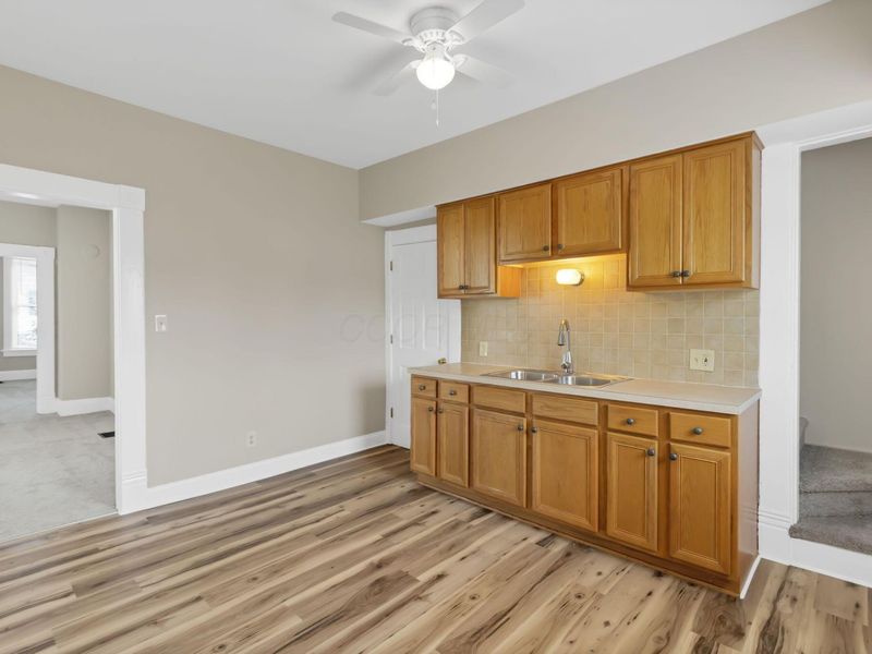 906 Bellows Avenue , Columbus, OH 43223 Photo 17