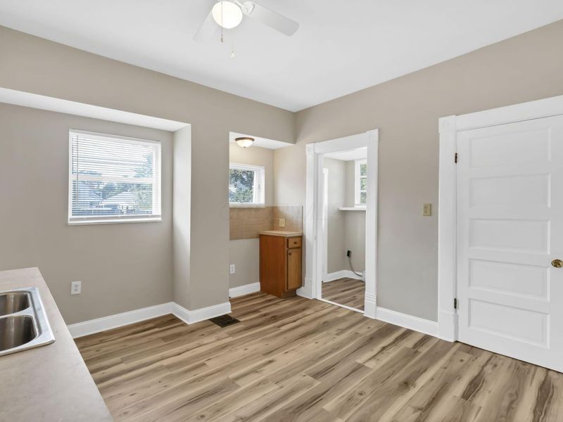 906 Bellows Avenue , Columbus, OH 43223 Photo 19