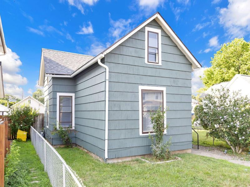906 Bellows Avenue , Columbus, OH 43223 Photo 2