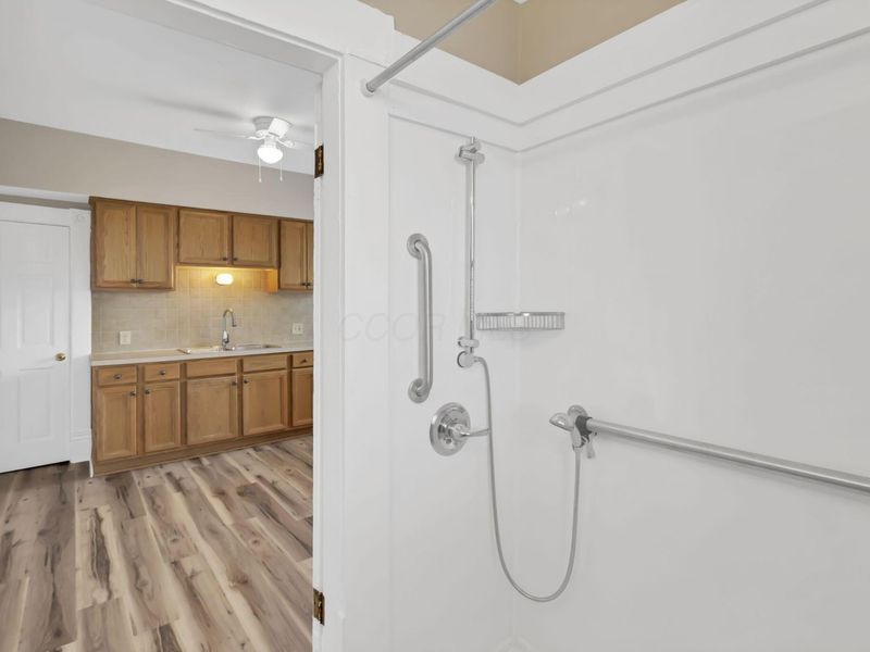 906 Bellows Avenue , Columbus, OH 43223 Photo 28