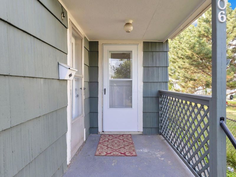 906 Bellows Avenue , Columbus, OH 43223 Photo 4