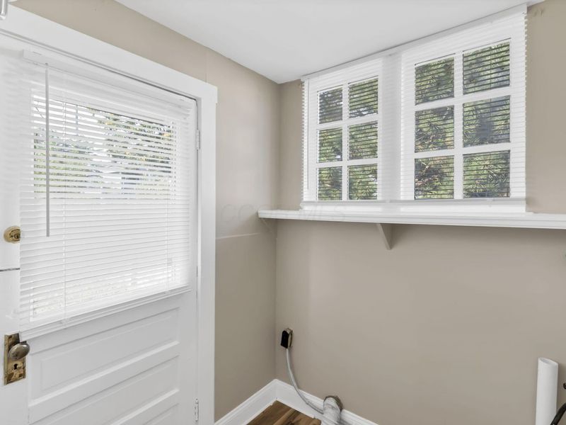 906 Bellows Avenue , Columbus, OH 43223 Photo 5