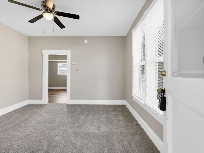 906 Bellows Avenue , Columbus, OH 43223 Photo 6