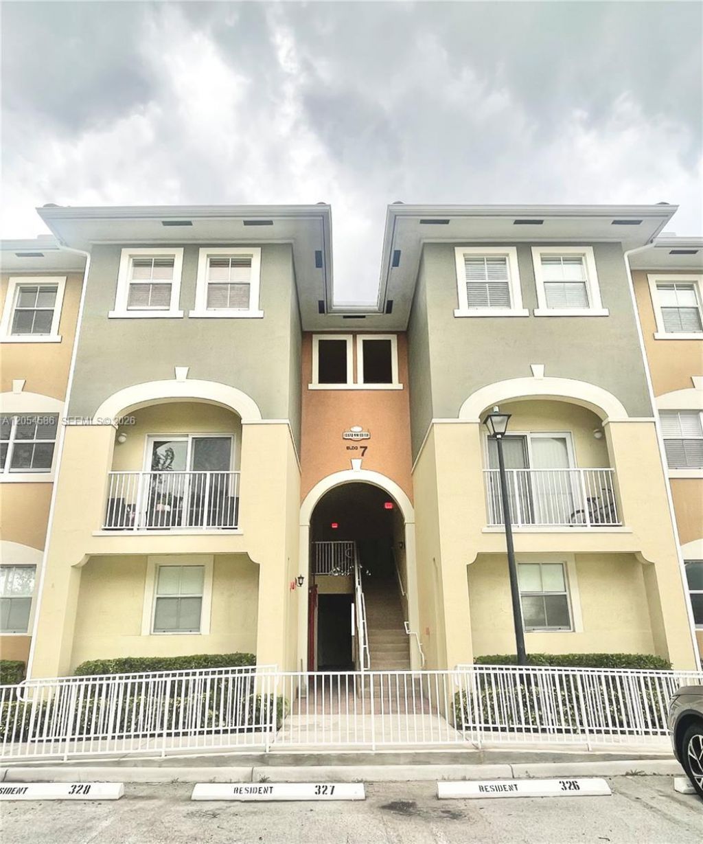 10870 NW 88th Ter , Unit 222, Doral, FL 33178 Photo
