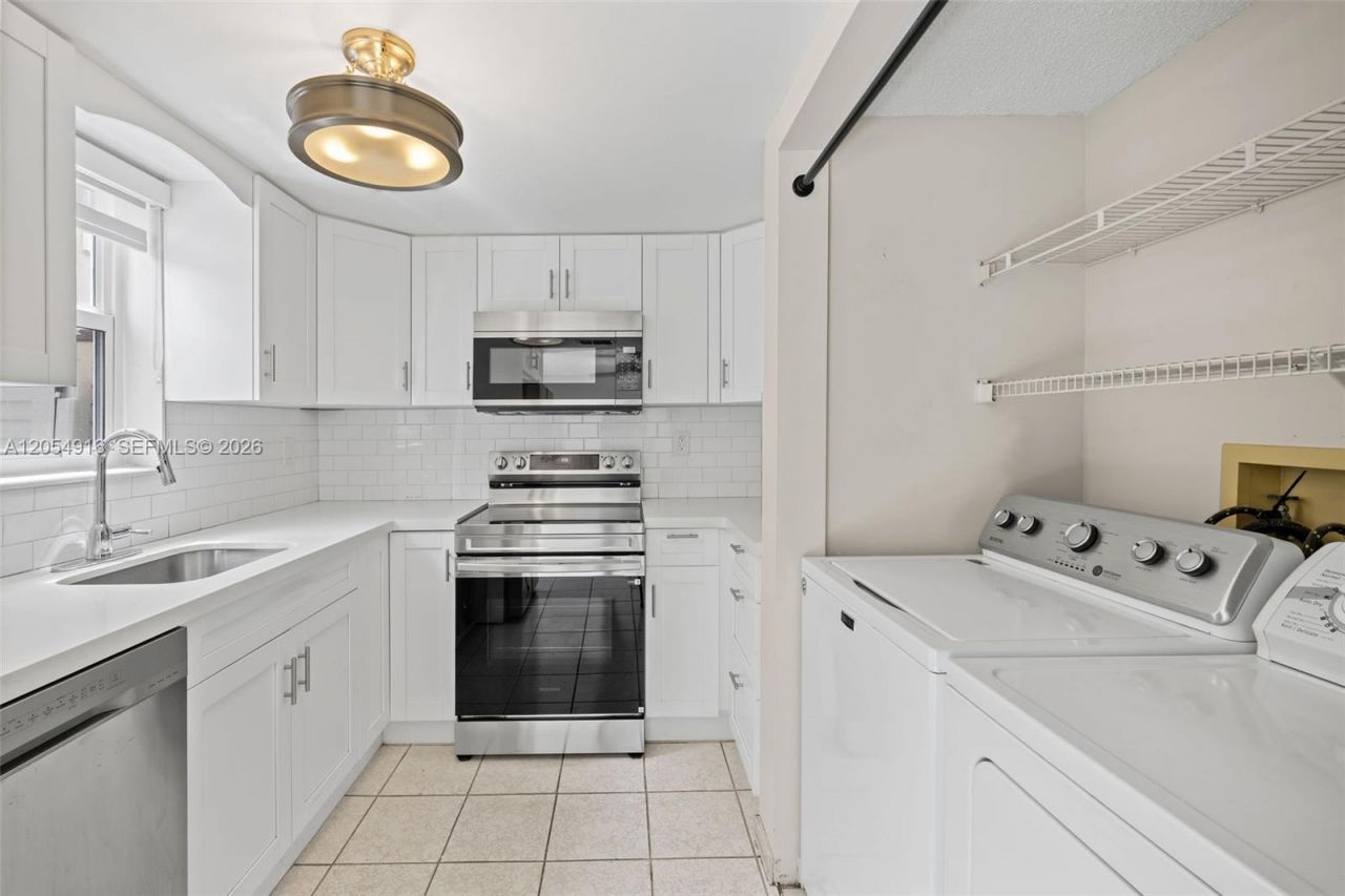 2217 W 69th St , Unit 2217A, Hialeah, FL 33016 Photo