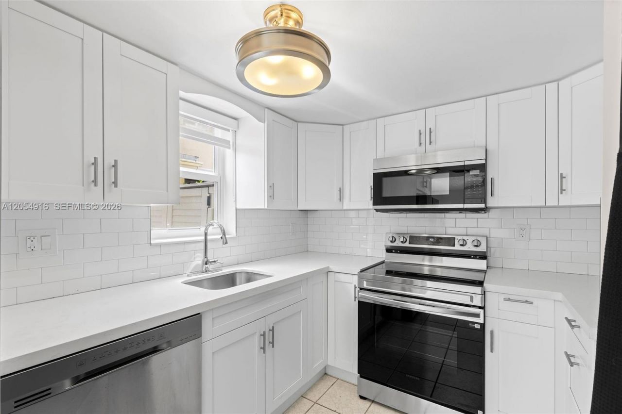 2217 W 69th St , Unit 2217A, Hialeah, FL 33016 Photo