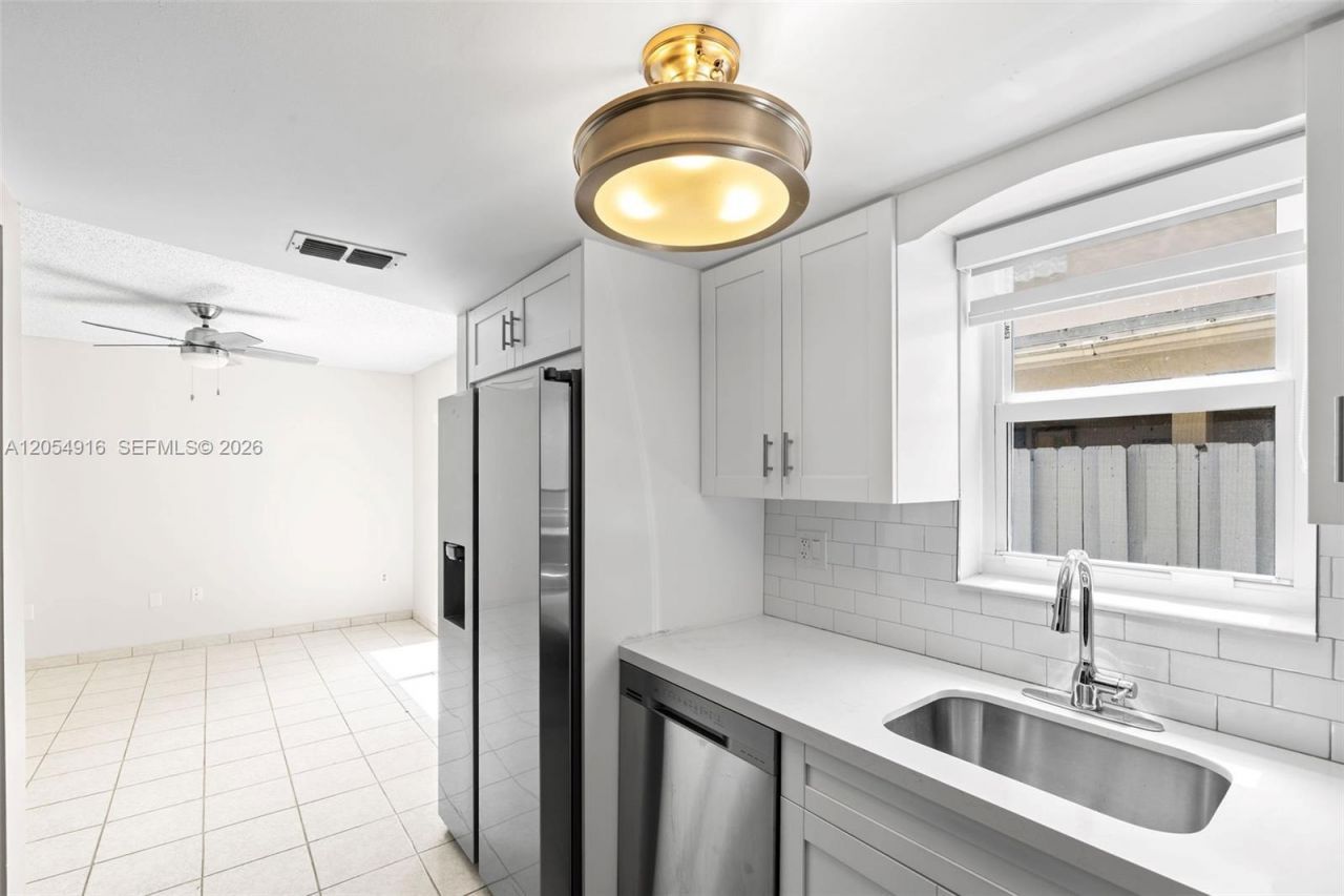 2217 W 69th St , Unit 2217A, Hialeah, FL 33016 Photo