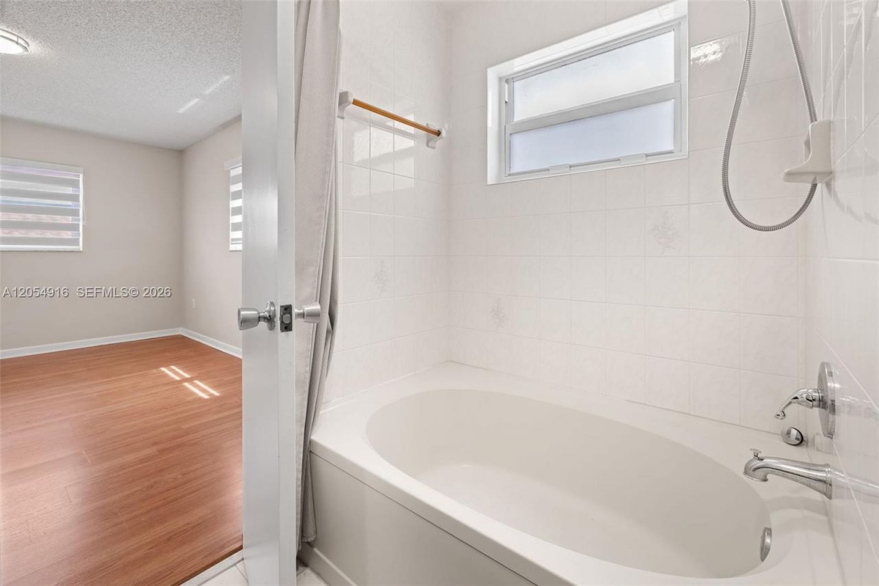 2217 W 69th St , Unit 2217A, Hialeah, FL 33016 Photo