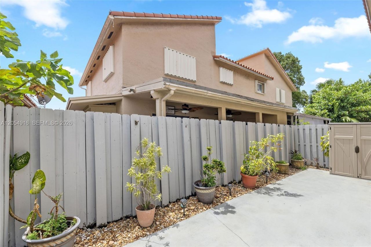 2217 W 69th St , Unit 2217A, Hialeah, FL 33016 Photo