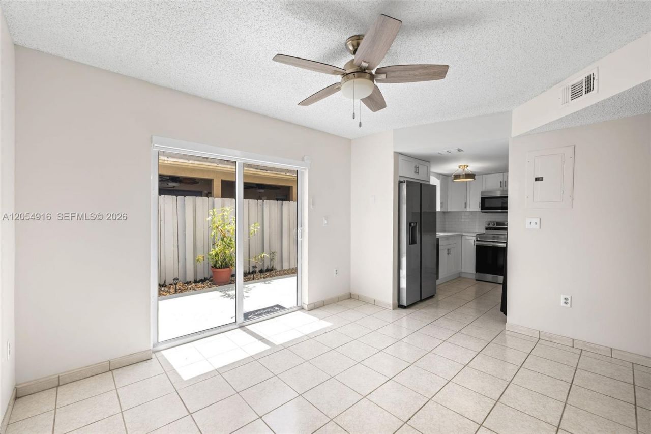 2217 W 69th St , Unit 2217A, Hialeah, FL 33016 Photo