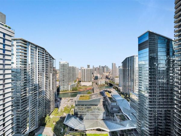 45 SW 9th St , Unit 3909, Miami, FL 33130