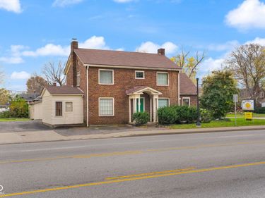 1302 E 10th Street , Jeffersonville, IN 47130
