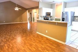 108 N Pembroke Drive photo 4