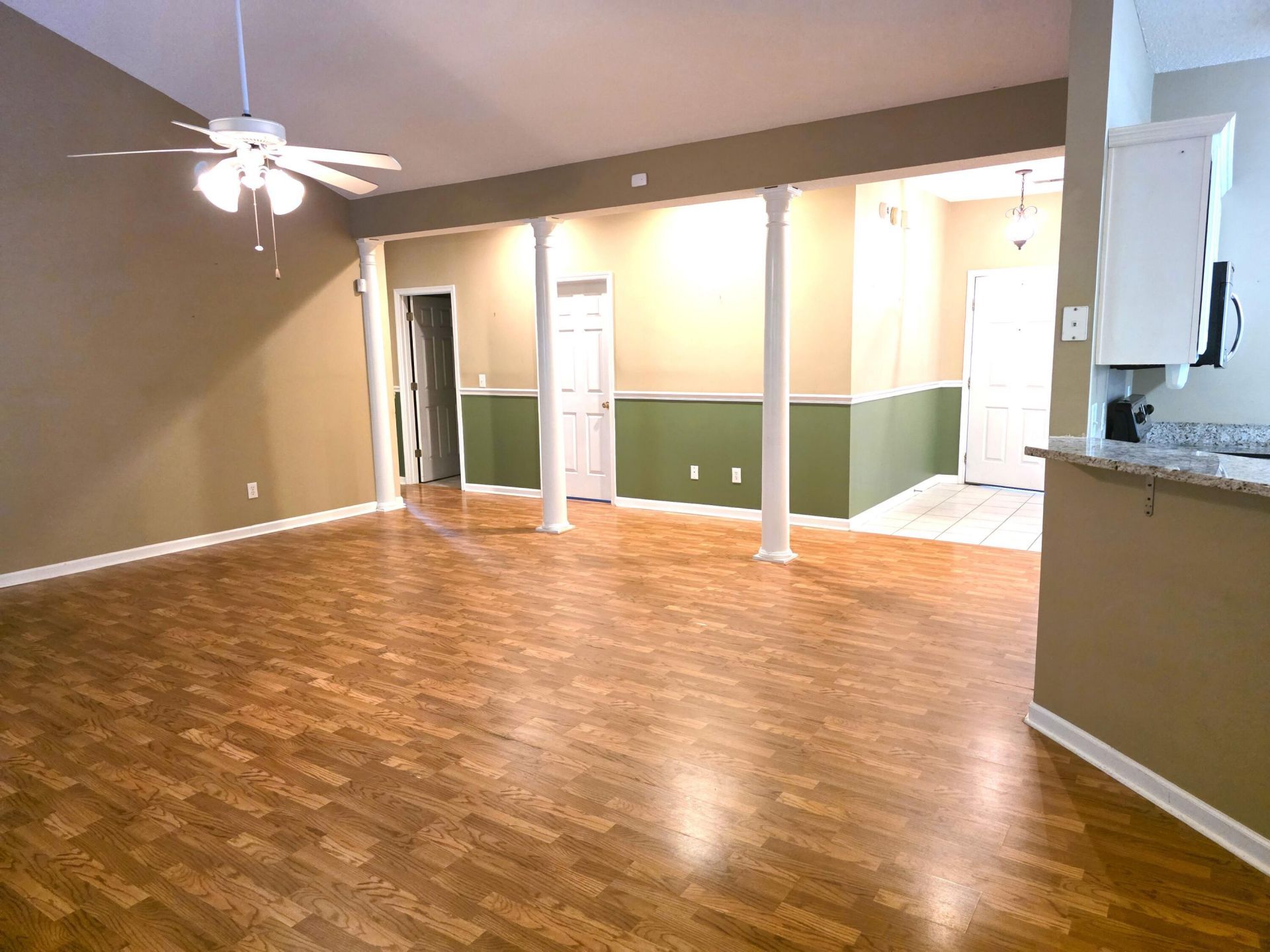 108 N Pembroke Drive Photo 8