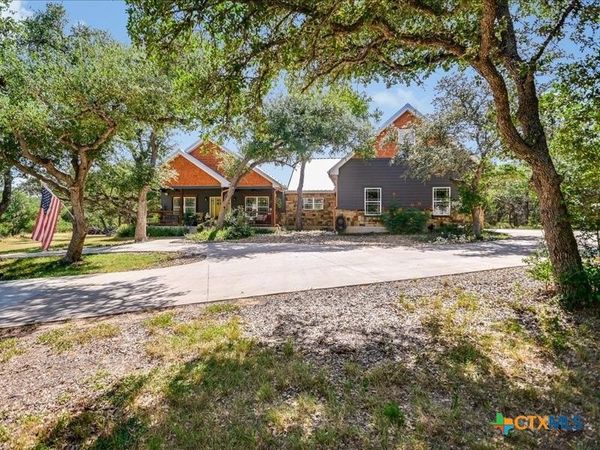 530 Cascade Trail , San Marcos, TX 78666