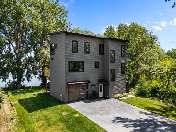 2754 HARBOR LIGHTS LANE, Suamico, WI 54173