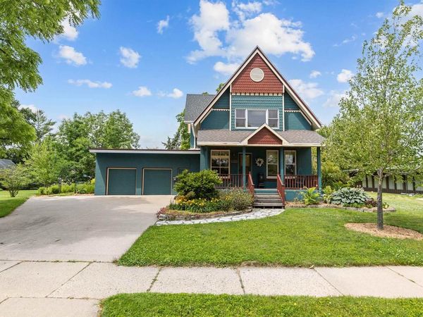 2309 N ONEIDA STREET, Appleton, WI 54911