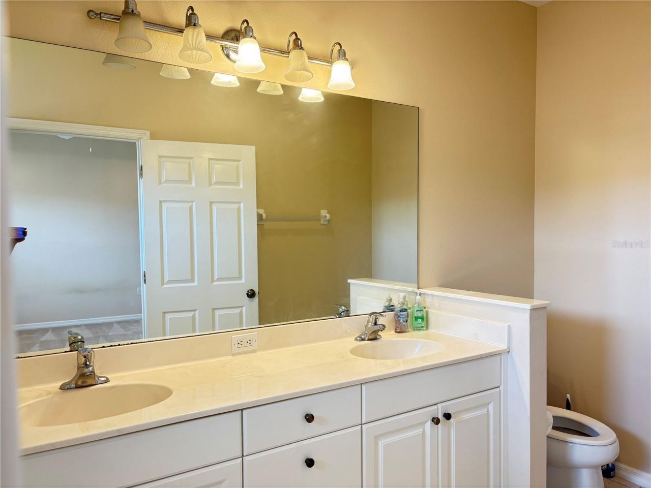 5641 Whitehead Street , Bradenton, FL 34203 Photo