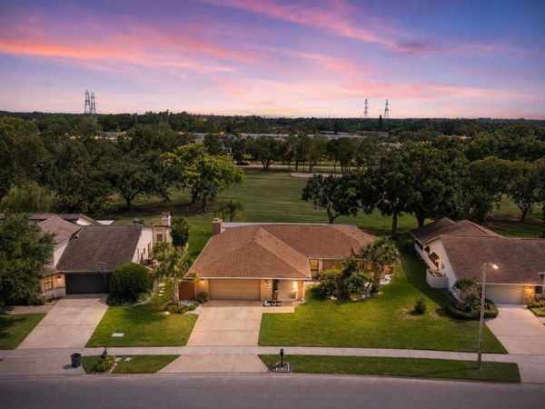 450 CYPRESS CREEK CIRCLE , OLDSMAR, FL 34677