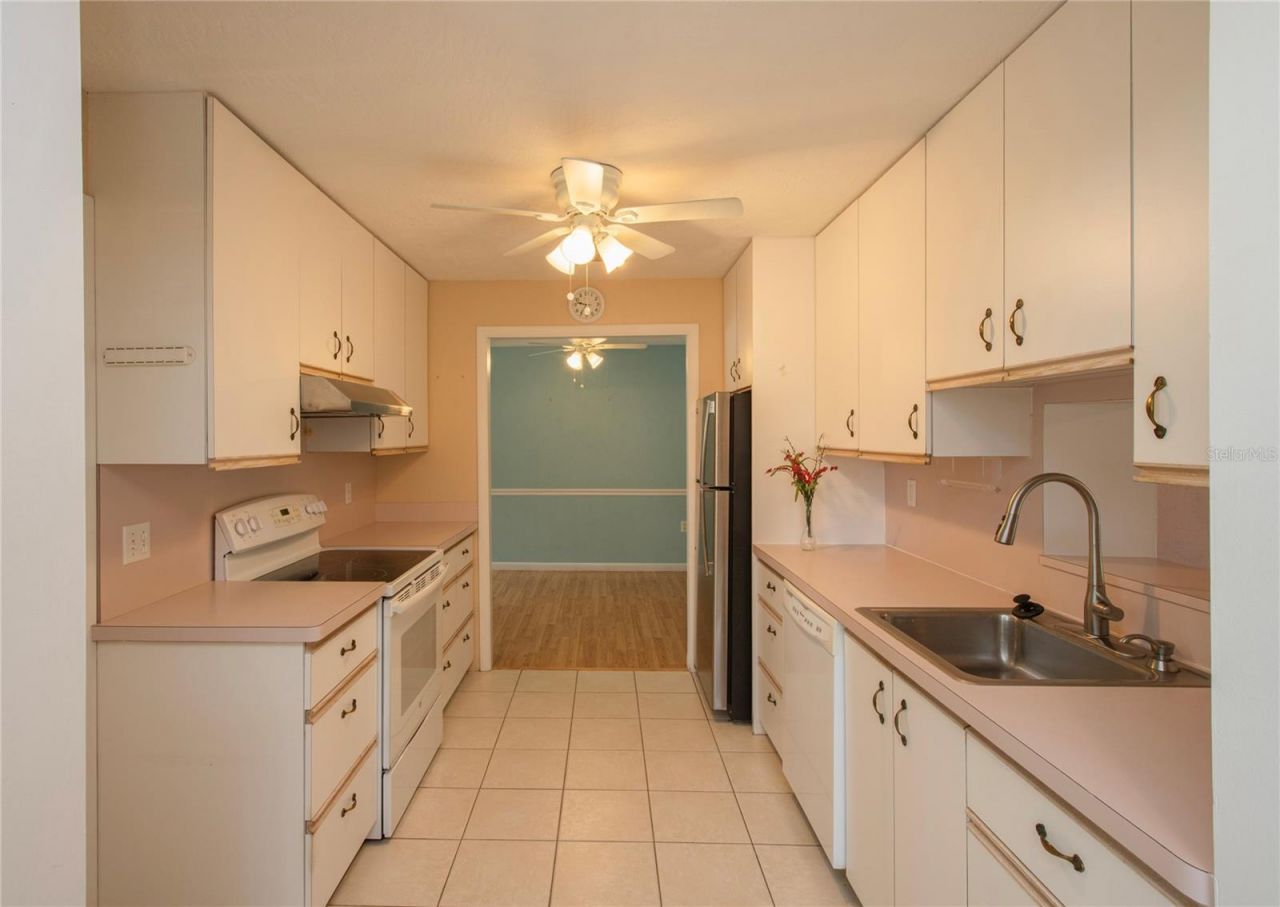 314 Roslyn Avenue, New Smyrna Beach, FL 32168 Photo