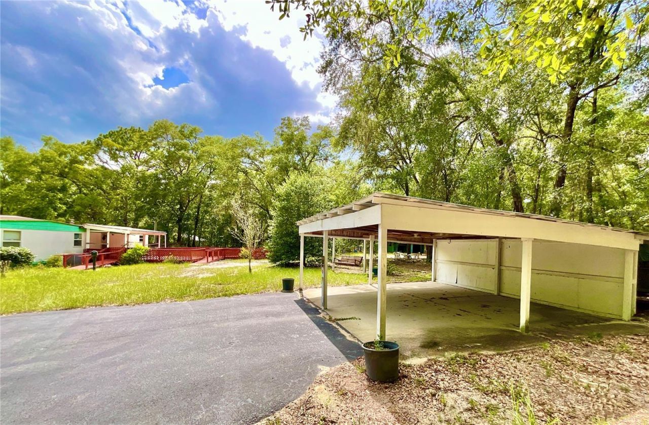 8232 Swan Lake Road , Melrose, FL 32666 Photo