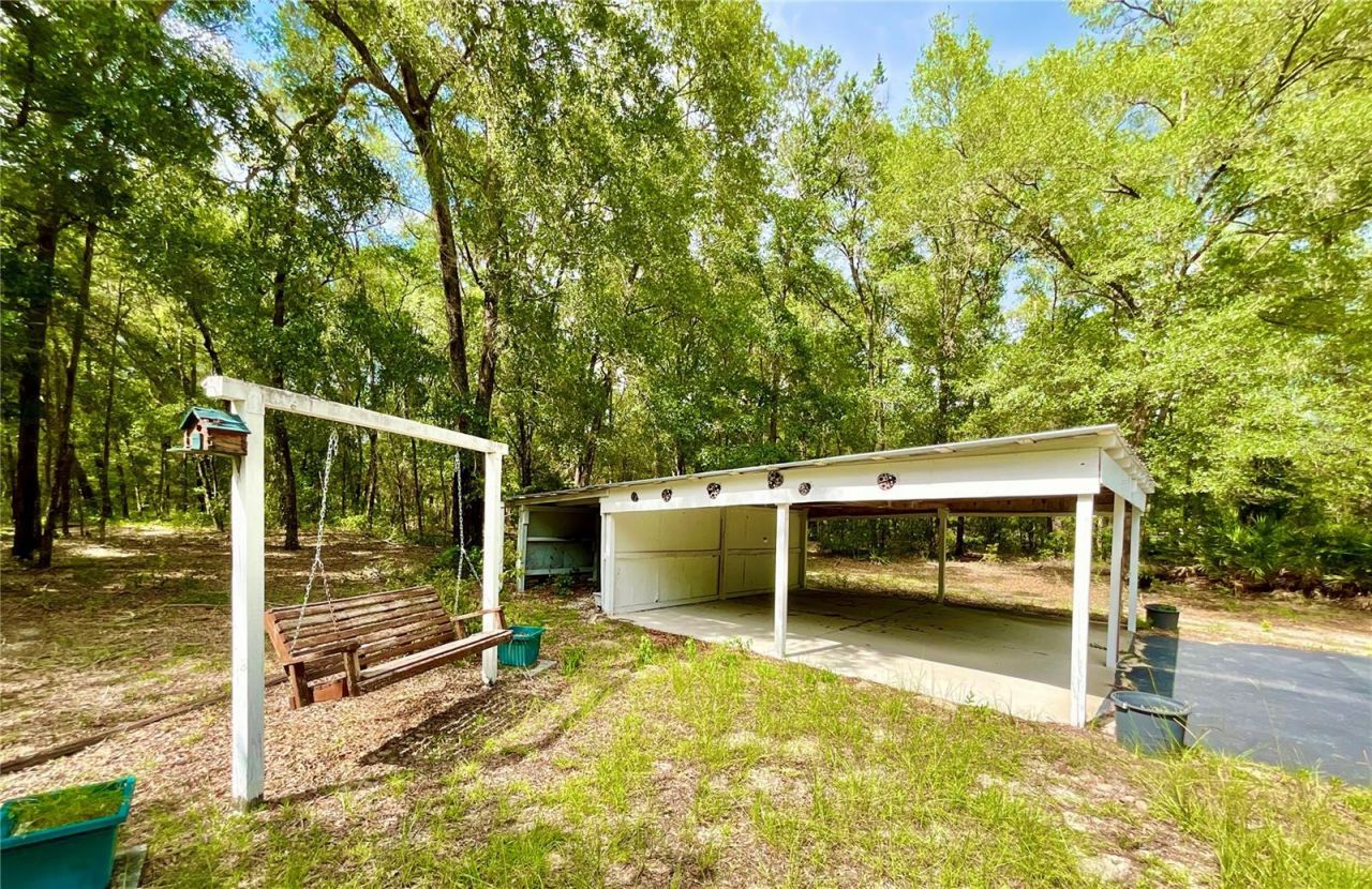 8232 Swan Lake Road , Melrose, FL 32666 Photo