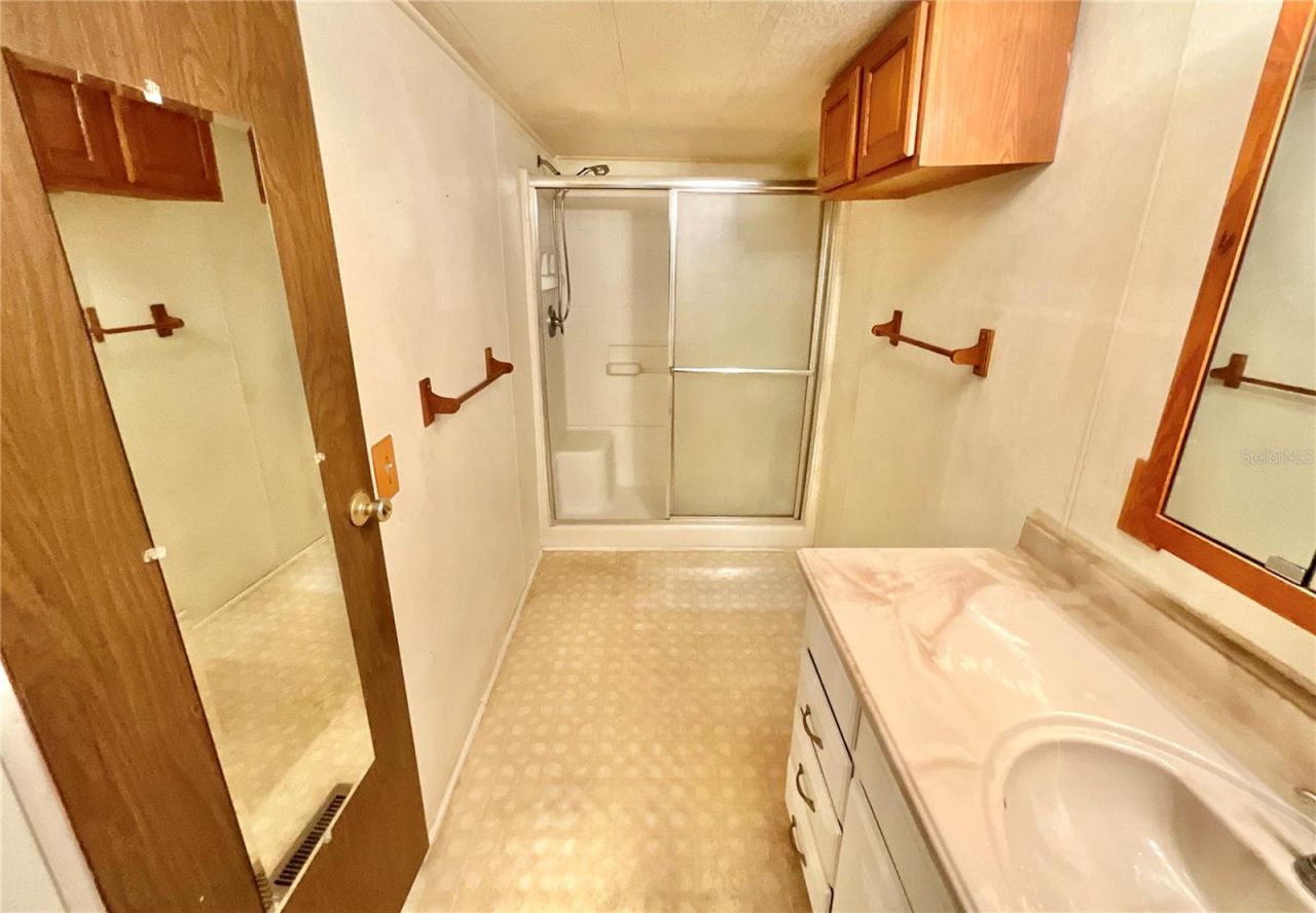 8232 Swan Lake Road , Melrose, FL 32666 Photo