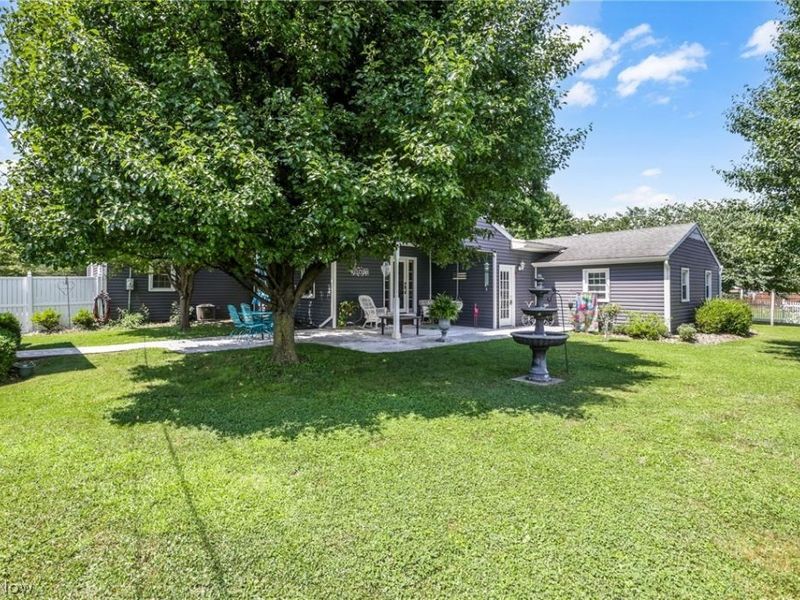 892 Fieldson Drive , Heath, OH 43056 Photo 8