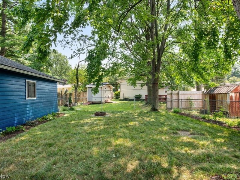 23929 Lebern Drive, North Olmsted, OH 44070 Photo 34