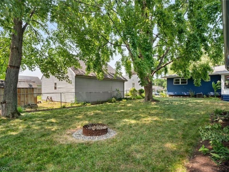23929 Lebern Drive, North Olmsted, OH 44070 Photo 36