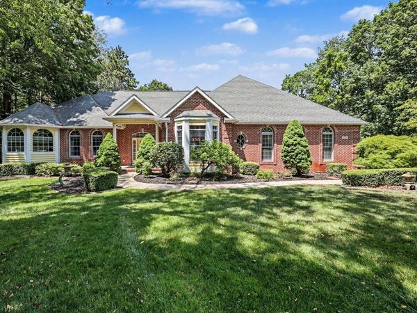 4959 NE Dun Robin Drive NE, Belmont, MI 49306