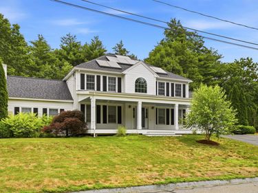 3 Sandstone Drive, Nashua, NH 03063