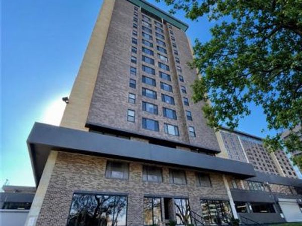 700 E 8th Street, Unit 4D, Kansas City, MO 64106
