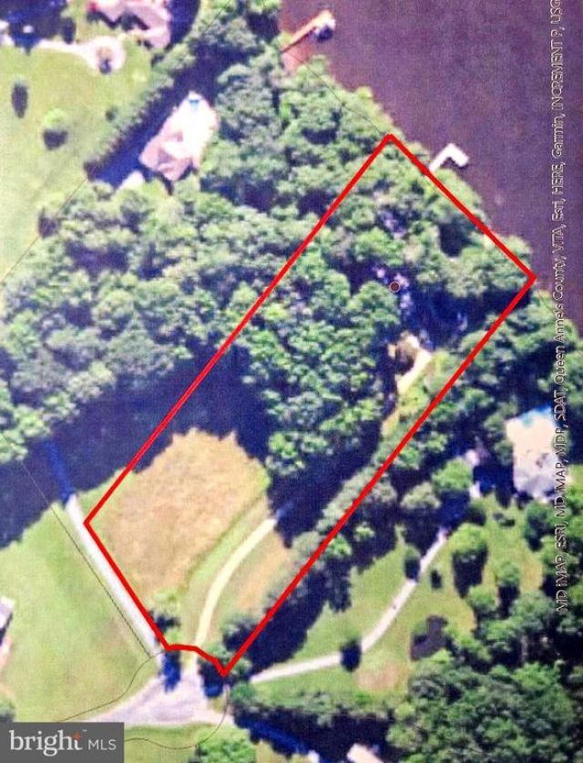 8821 DOROTHY LANE , DENTON, MD 21629