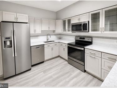 19375 CYPRESS RIDGE TERRACE, Unit 719, LEESBURG, VA 20176