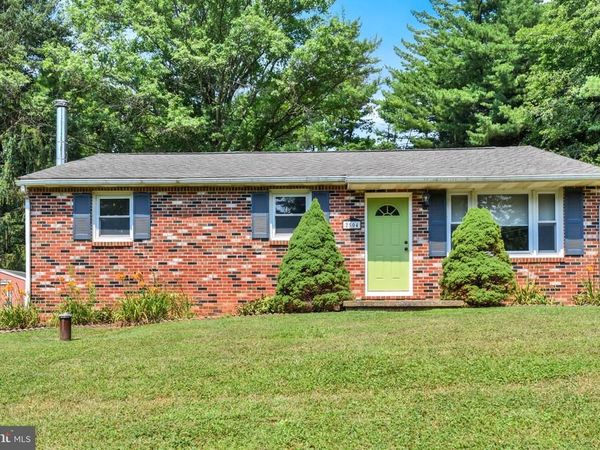 2504 FAIRMOUNT ROAD, HAMPSTEAD, MD 21074
