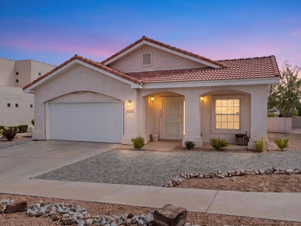 4222 Skyview Crest Road NW, Albuquerque, NM 87114