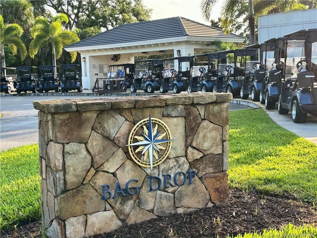 5152 SE Club Way , Unit 104, Stuart, FL 34997 Photo