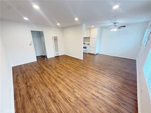 919 E Acacia Avenue , Unit R, Glendale, CA 91205