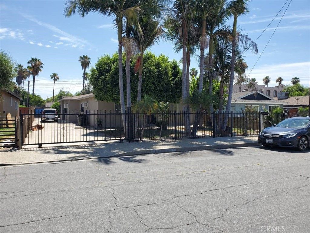 1370 S Thomas , Pomona, CA 91766 Main Photo