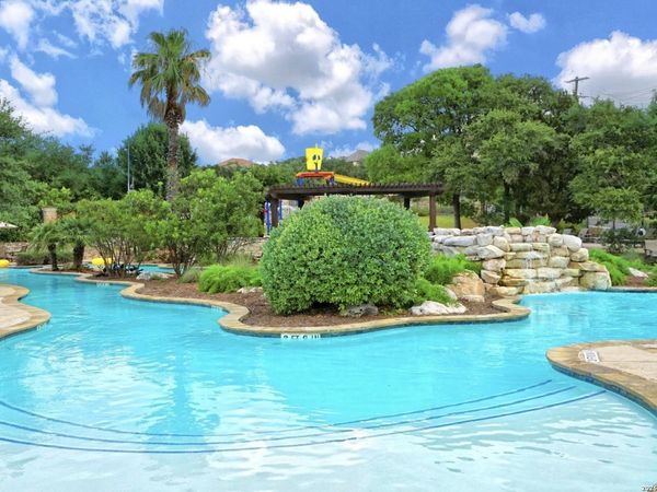 3711 Eliberis, San Antonio, TX 78261