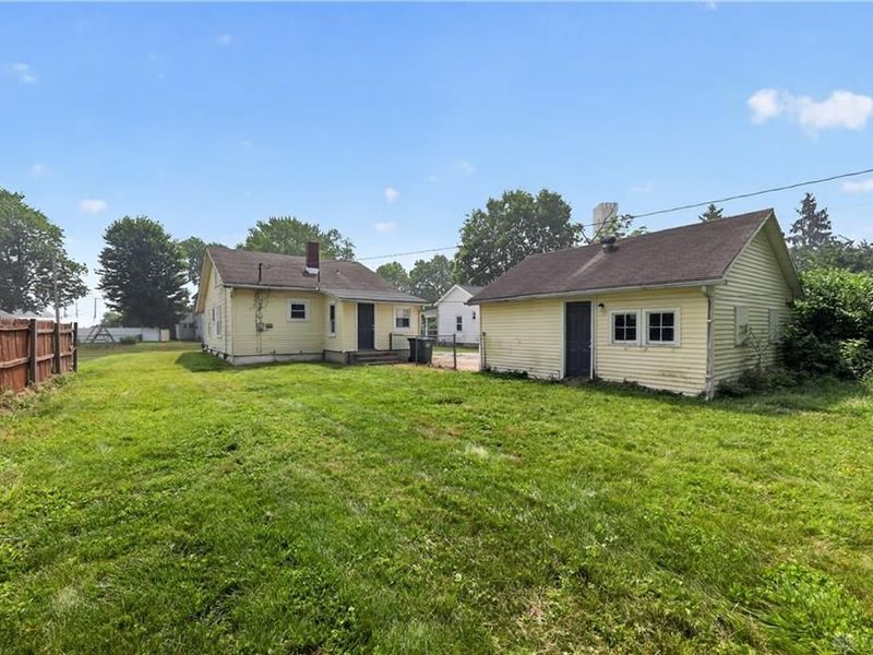 23 N Elm Avenue, Fairborn, OH 45324 Photo 3