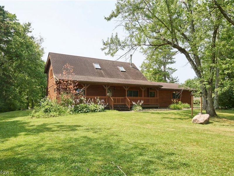 11461 Drake Road, North Royalton, OH 44133 Photo 1