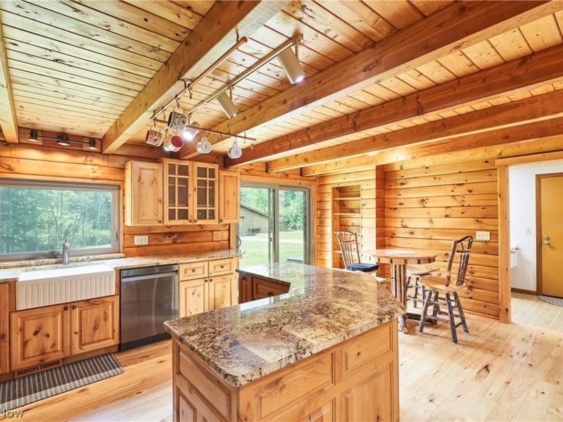 11461 Drake Road, North Royalton, OH 44133 Photo 11